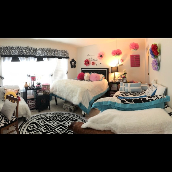 Meet your Posher, Didi - Picture 2 of 2